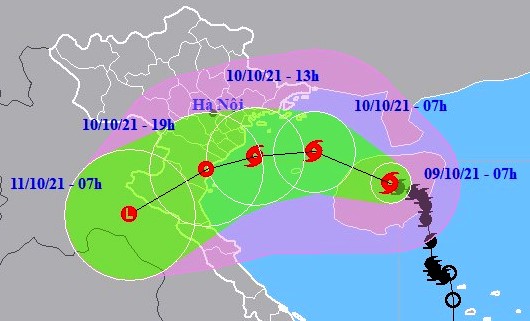 Bão số 8 di chuyển nhanh và có khả năng mạnh thêm 